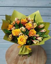 Букет цветов из:  Альстромерии и Розы в Подлесном