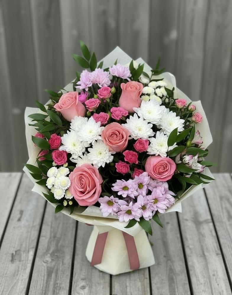 Букет цветов из: Альстромерии, Гвоздики, Розы и Хризантемы в Подлесном