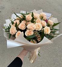 Букет Кремовые розы Латте в Подлесном