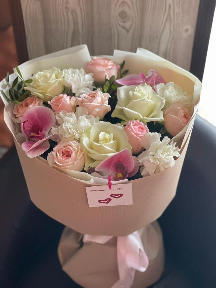 Букет цветов из: Орхидеи, Розы и Гвоздики в Подлесном