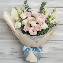 Букет цветов из:  Лизиантусы в Подлесном