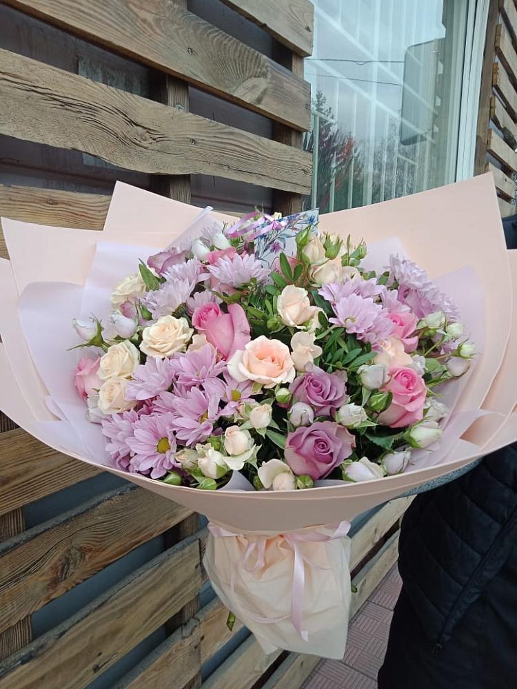 Букет цветов из: Розы и Хризантемы в Подлесном