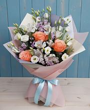 Букет цветов из:  Лизиантусы, Розы, Альстромерии и Гипсофила #REPLACE_PRED# Подлесном