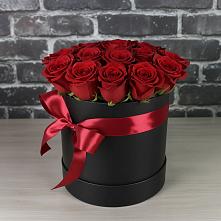 Цветочная композиция из Розы в шляпной коробке в Подлесном