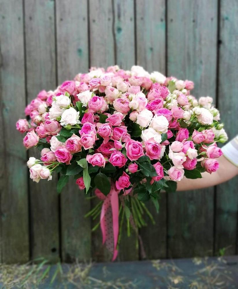 Букет Розовые кустовые розы Натали и Лав Лидия в Подлесном