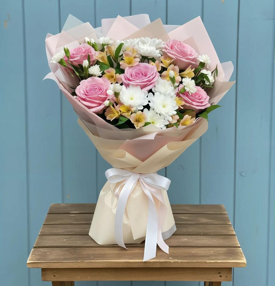 Букет цветов из: Гвоздики, Орхидеи и Розы в Подлесном