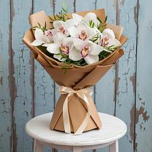 Букет цветов из:  Орхидеи и Розы в Подлесном